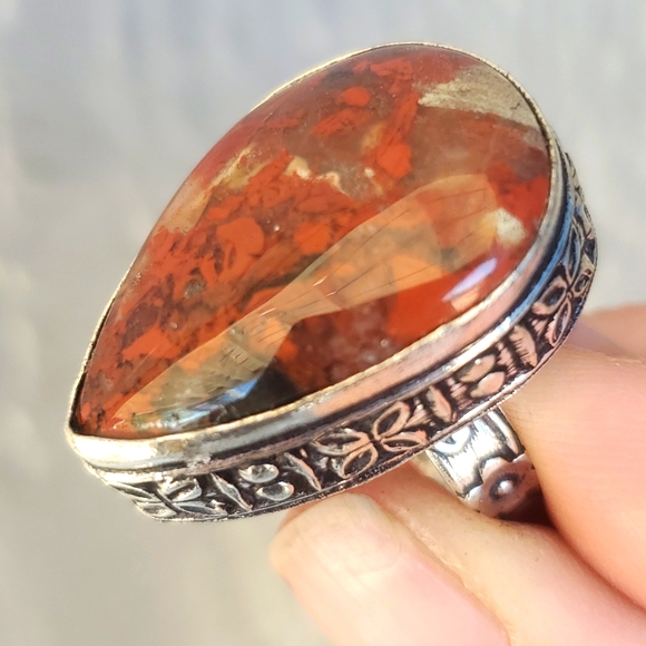 New Seam Agate Silver Statement Ring. - Picture 6 of 16